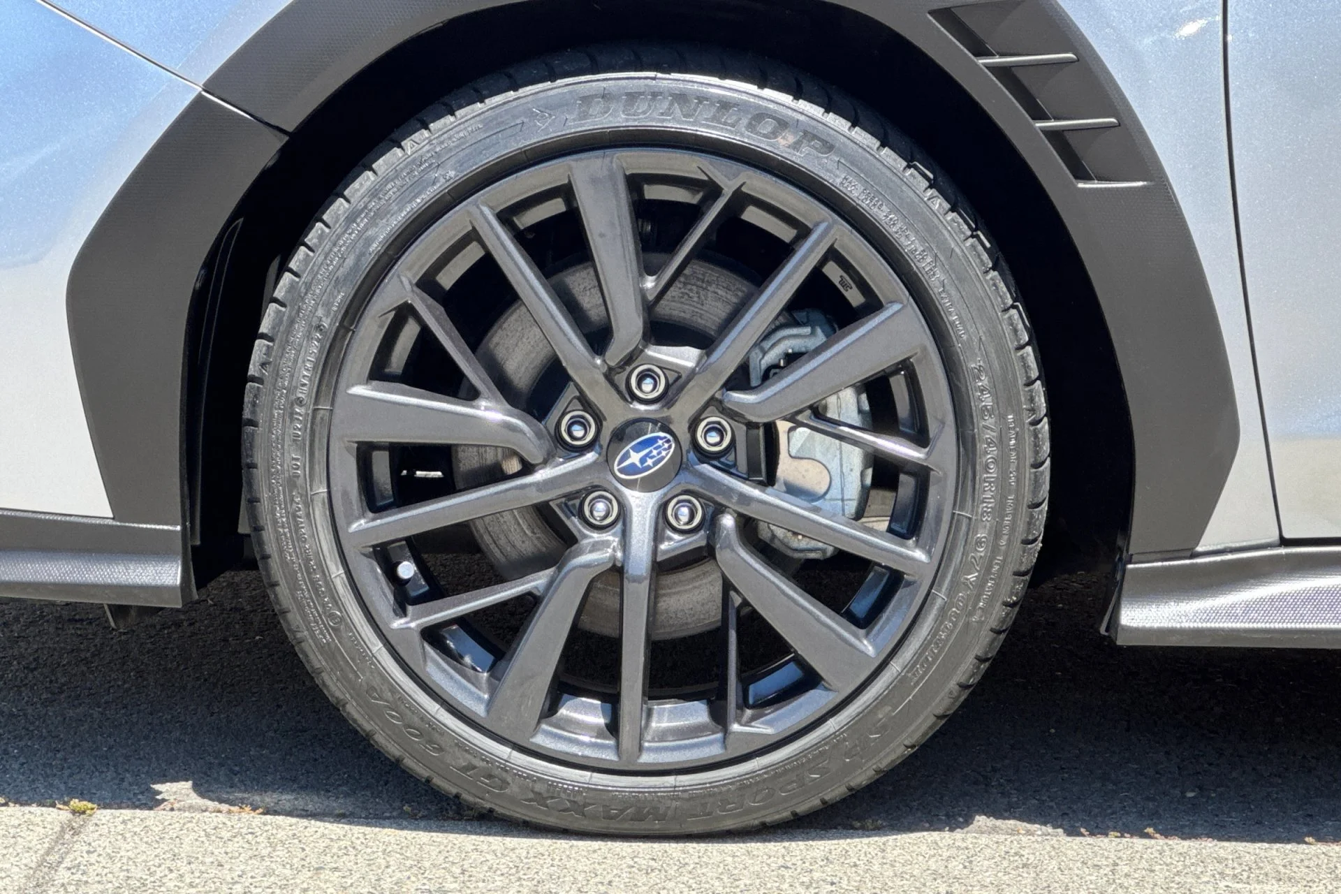 Used 2022 Ice Silver Metallic Subaru Premium image 11