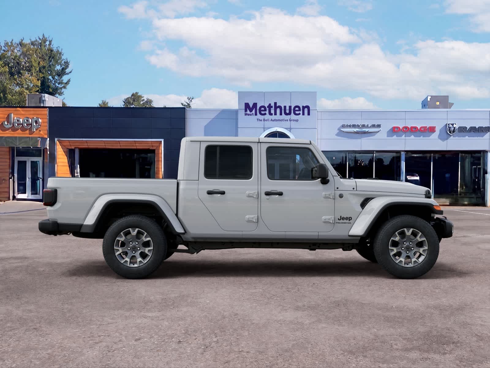 New 2026 Bright White Clearcoat Jeep Sahara image 21