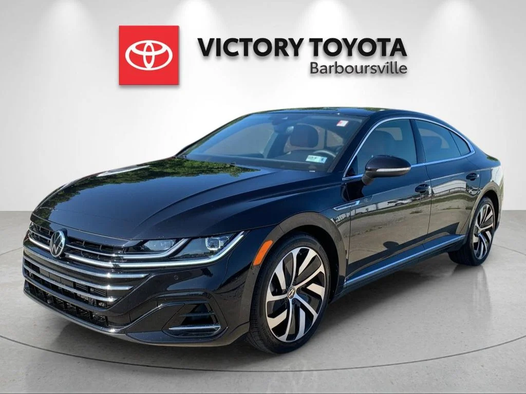 Used 2021 Black Volkswagen 2.0T SEL R-Line image 1