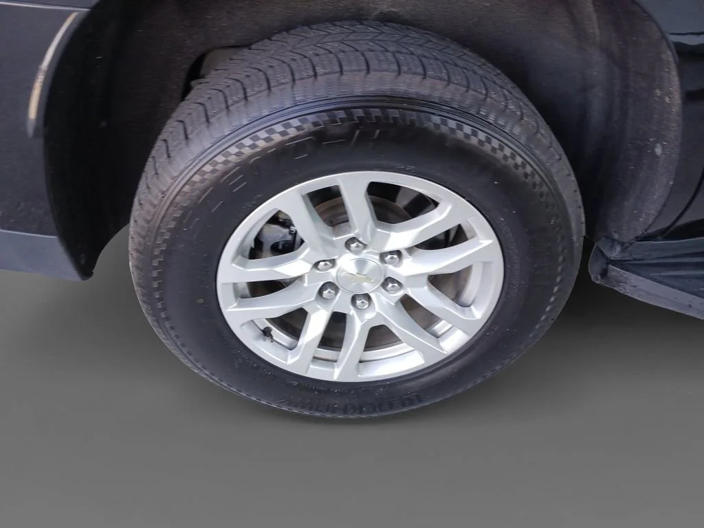 Used 2021 BLACK Chevrolet LT image 10