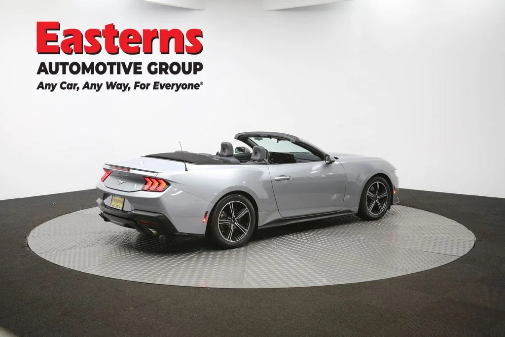 Used 2024 Silver Ford EcoBoost Premium image 36
