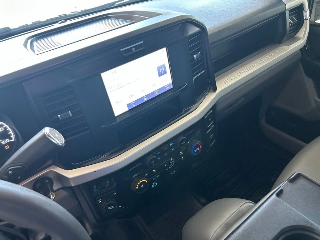Used 2025 White Ford XL image 50