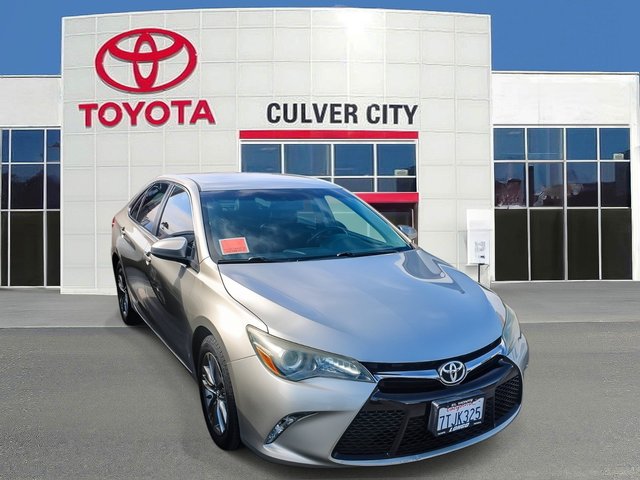 2015 Toyota Camry SE