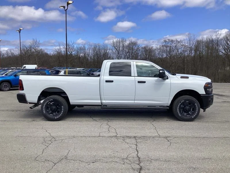 New 2026 Bright White Clear-Coat Exterior Paint RAM Tradesman image 8
