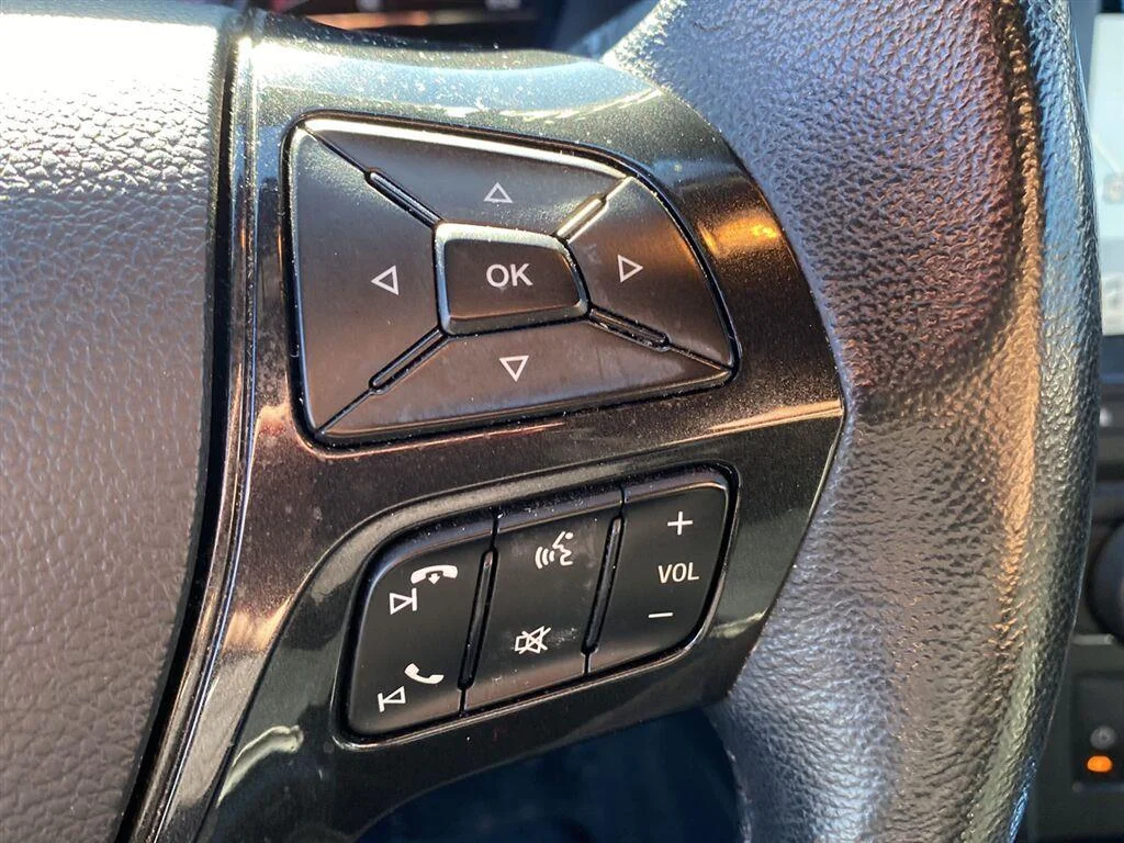 Used 2018 Burgundy Velvet Metallic Tinted Clearcoat Ford XLT image 19
