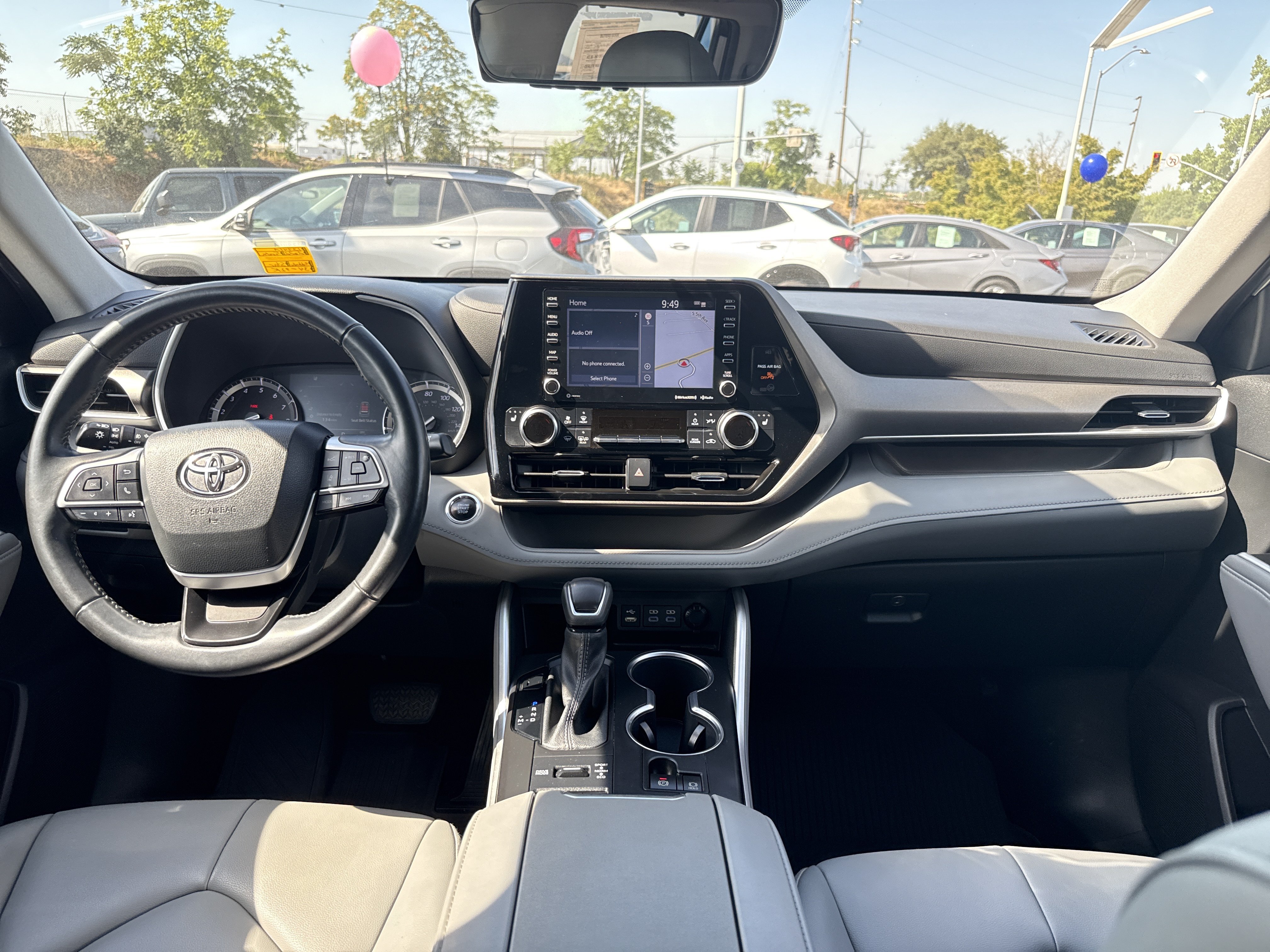Used 2022 Celestial Silver Metallic Toyota XLE image 15