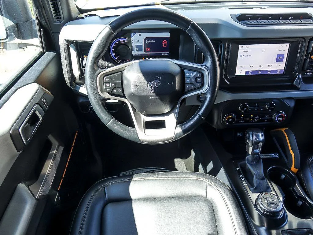 Used 2023 Azure Gray Metallic Tri-Coat Ford Badlands image 15