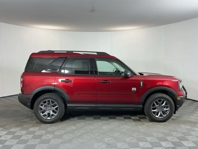 Used 2025 Red Ford Big Bend image 4