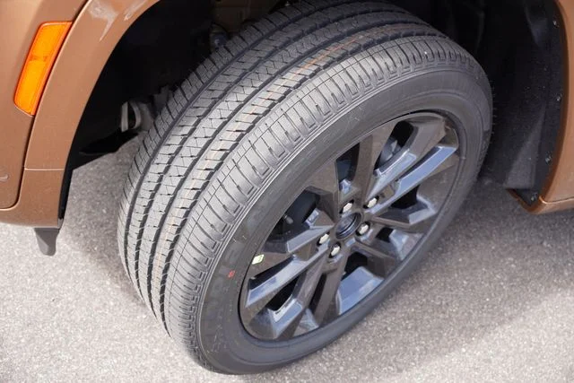 New 2026 Brown Jeep Limited Reserve image 9