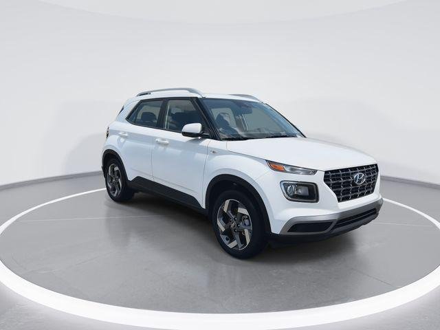 New 2026 White Hyundai SEL image 2