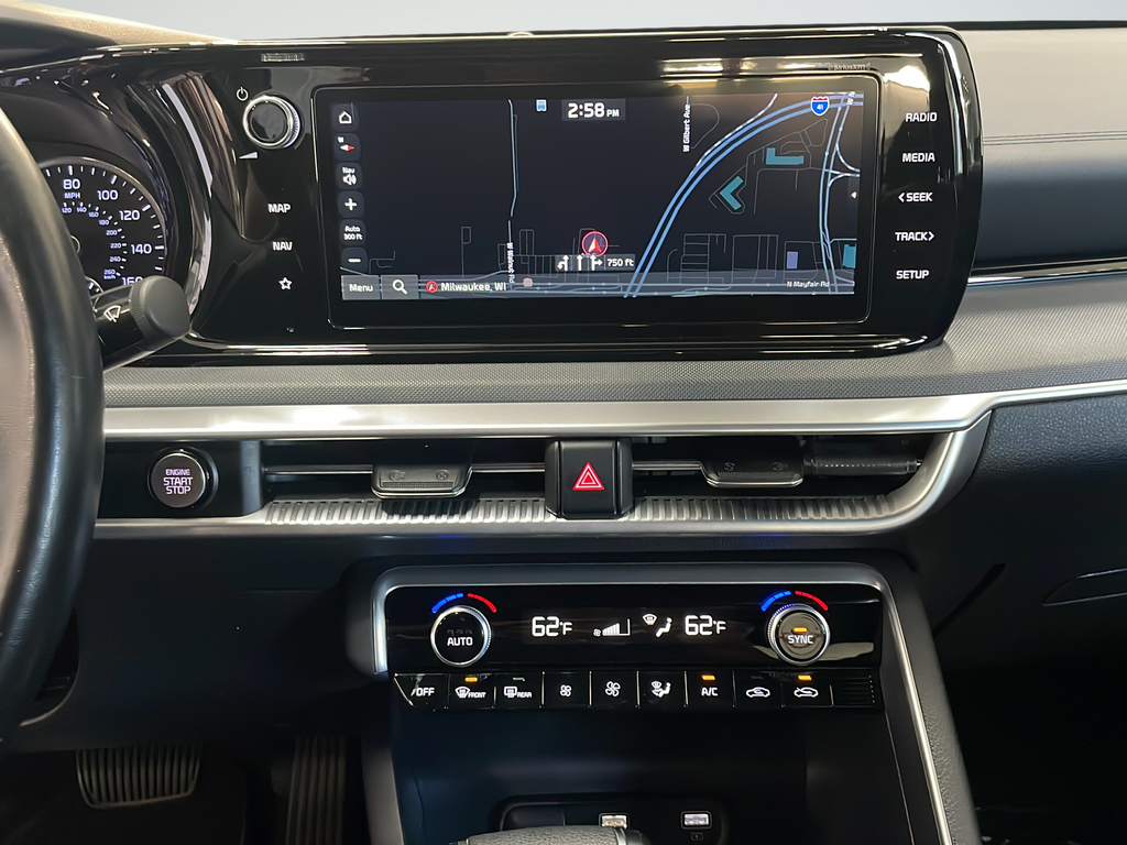 Used 2023 White Kia GT-Line image 33