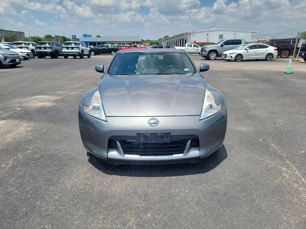 Used 2011 Gray Nissan 2dr Cpe Auto image 24