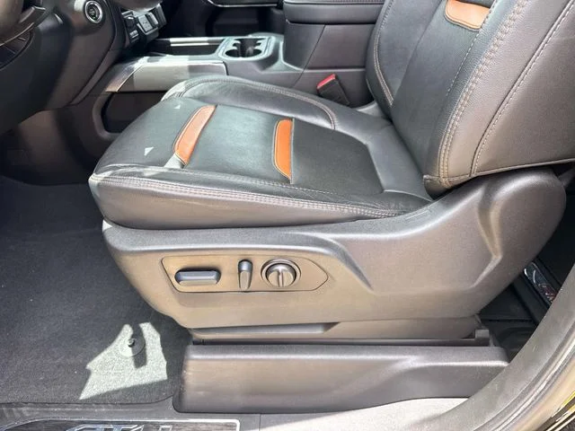 Used 2022 Black GMC AT4 image 23