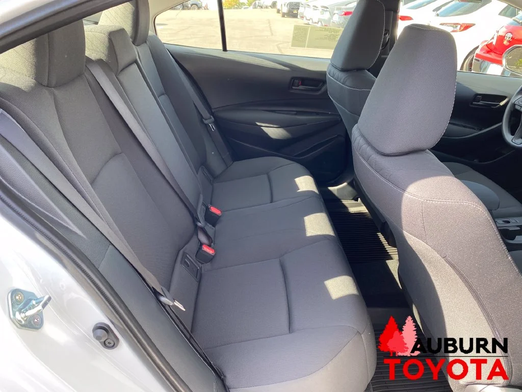 New 2027 Ice Cap Toyota  LE image 20