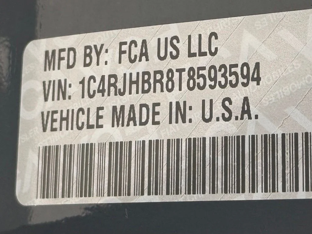 New 2026 Fathom Blue Pearl-Coat Exterior Paint Jeep Limited image 39
