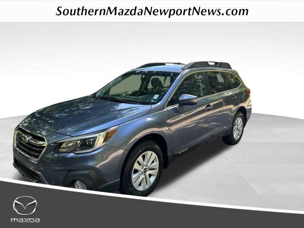 Used 2018 Blue Subaru 2.5i Premium image 1