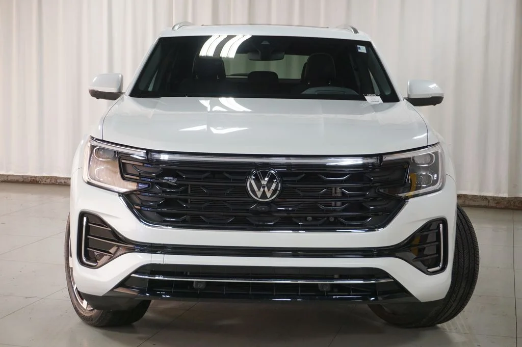 2025 Volkswagen Atlas Cross Sport SEL Premium R-LINE - Photo 10