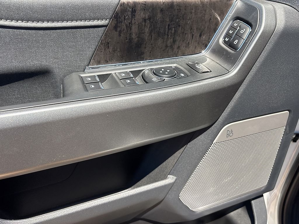 New 2026 Oxford White Ford F-250® Lariat® image 18