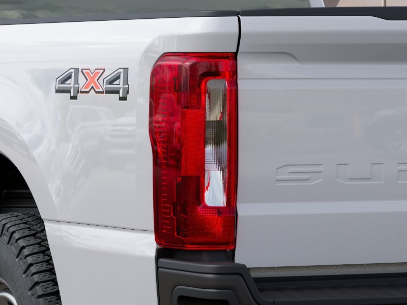 New 2027 Oxford White Ford XL image 21