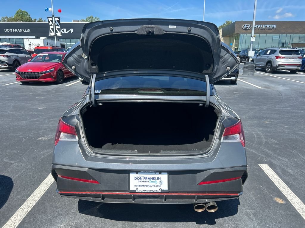 Used 2024 Gray Hyundai SEL image 9