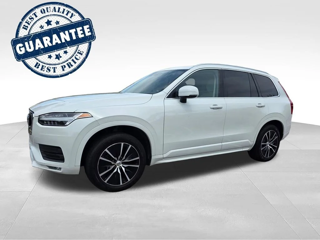 Used 2020 White Volvo T5 Momentum 7 Passenger image 2
