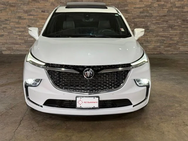 Used 2024 White Frost Buick Avenir image 35