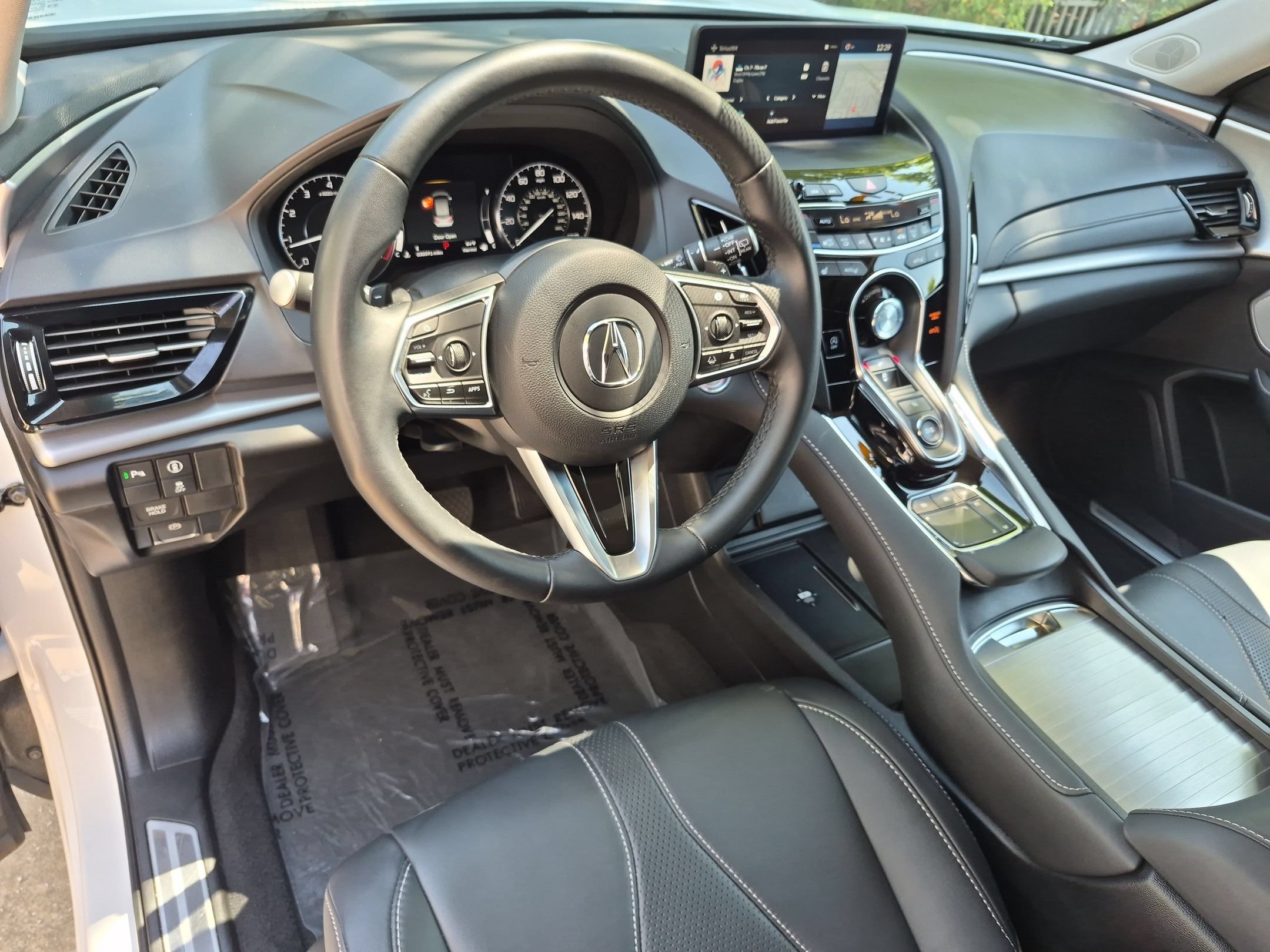 Used 2023 White Acura w/Technology Package image 10