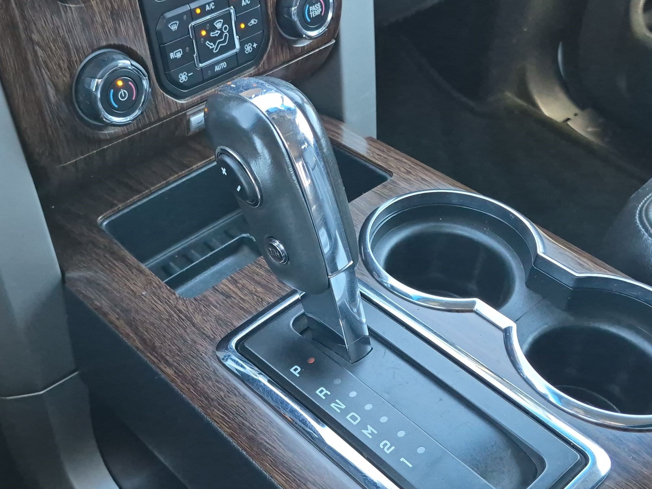 Used 2013 White Ford XL image 28