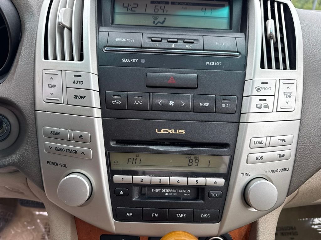 Used 2004 Black Forest Pearl Lexus 330 image 11