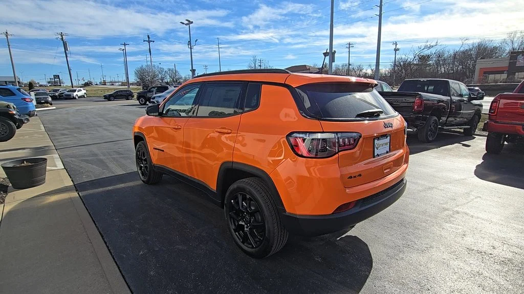 New 2026 Joose Exterior Paint Jeep Latitude image 6