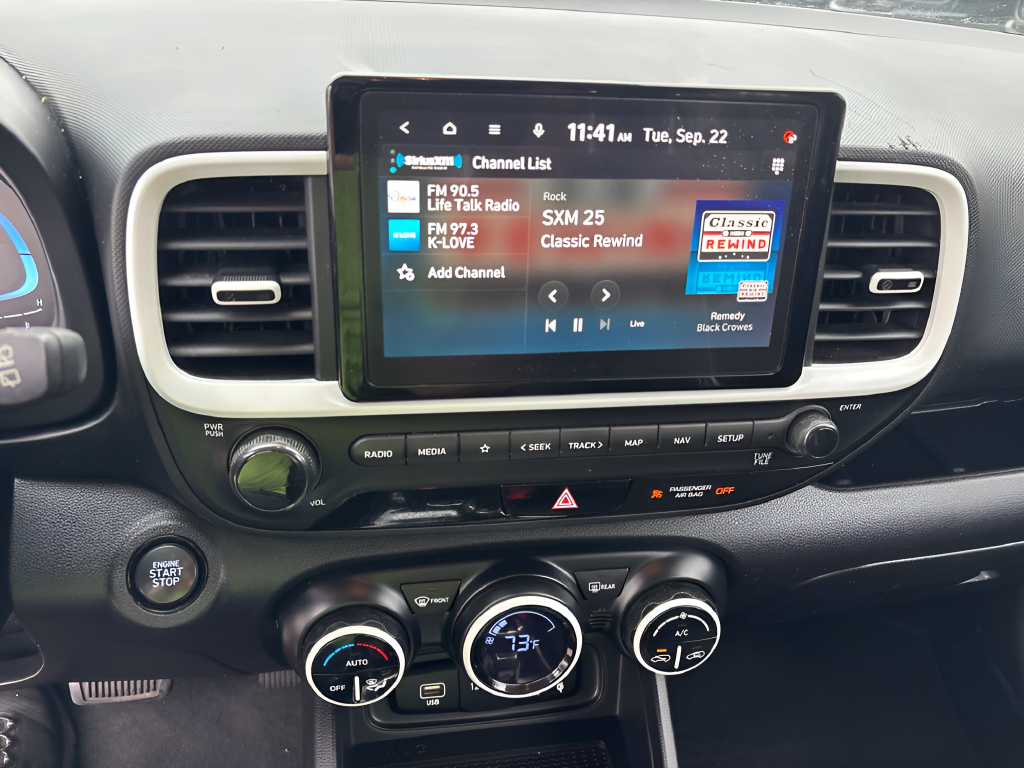 Used 2023 Blue Hyundai Limited image 18