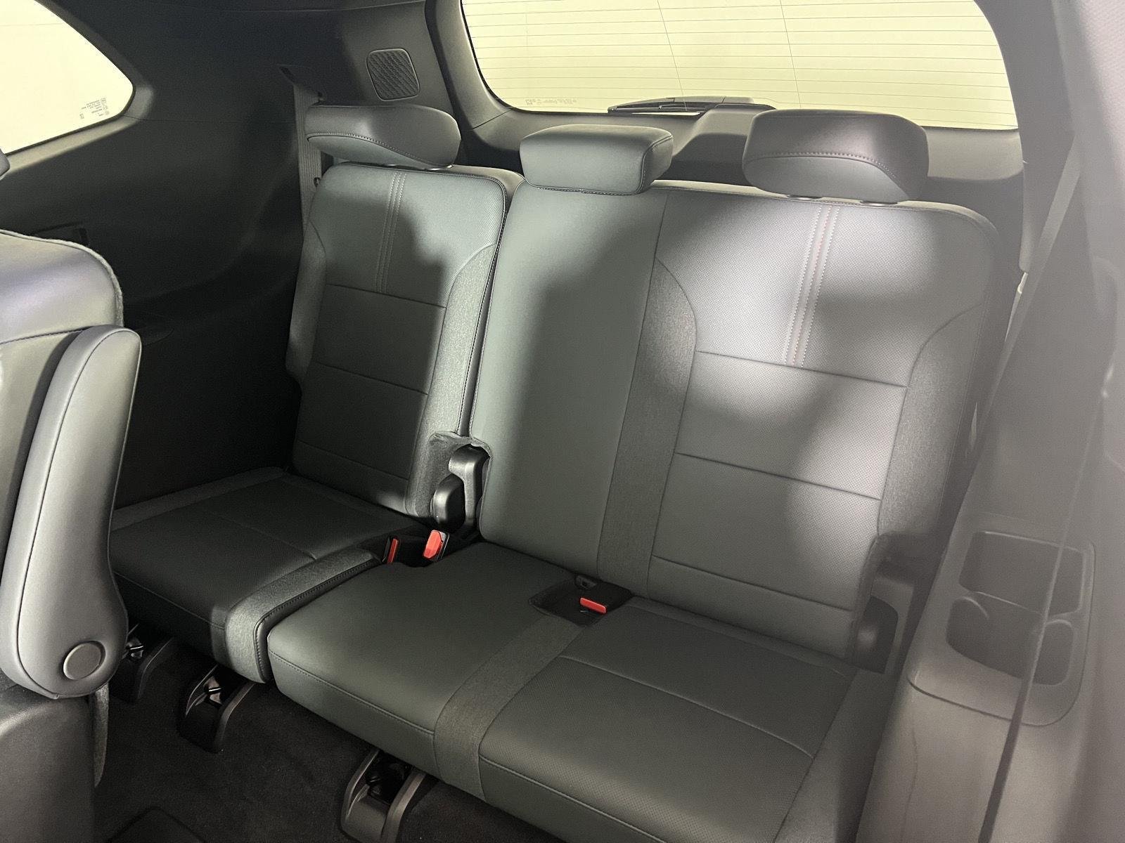 Used 2026 Ebony Twilight Metallic GMC AWD AT4 image 39