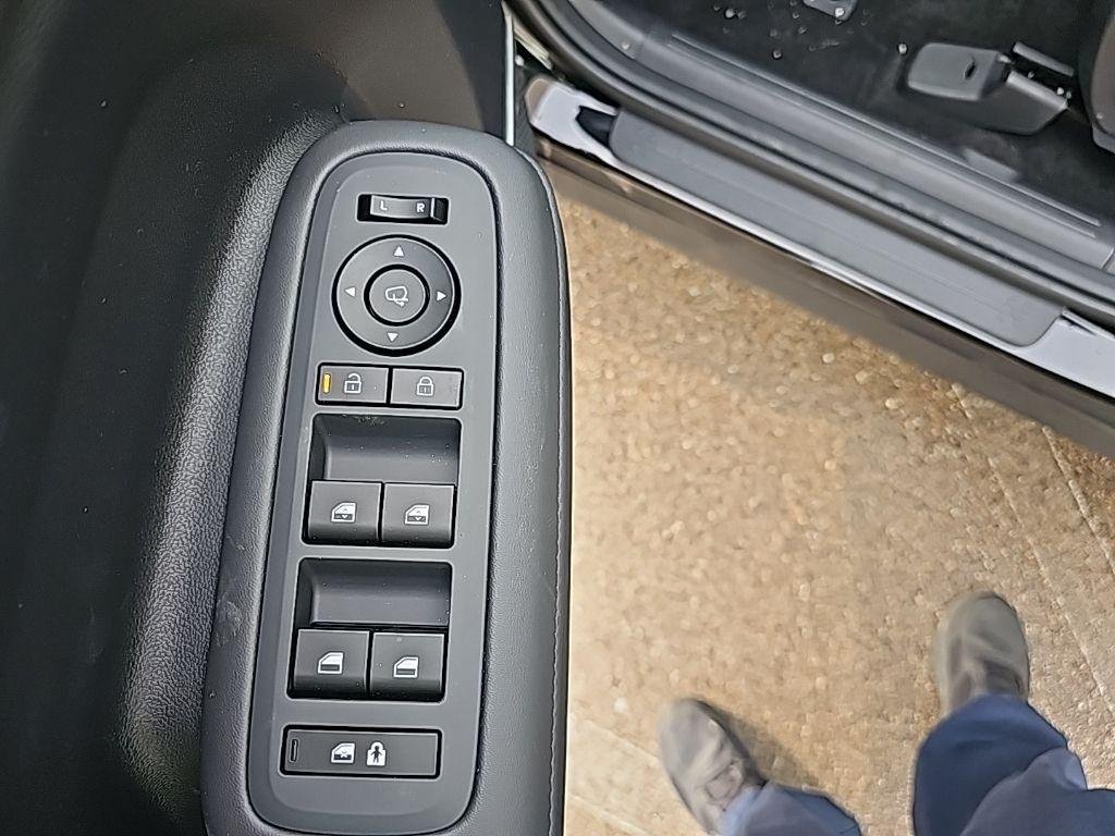 New 2026 Black Hyundai Limited AWD image 12