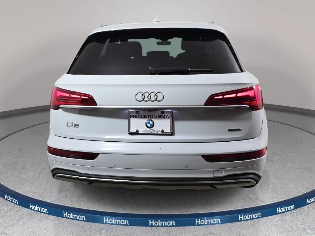 Used 2021 Glacier White Audi 45 Premium Plus image 7
