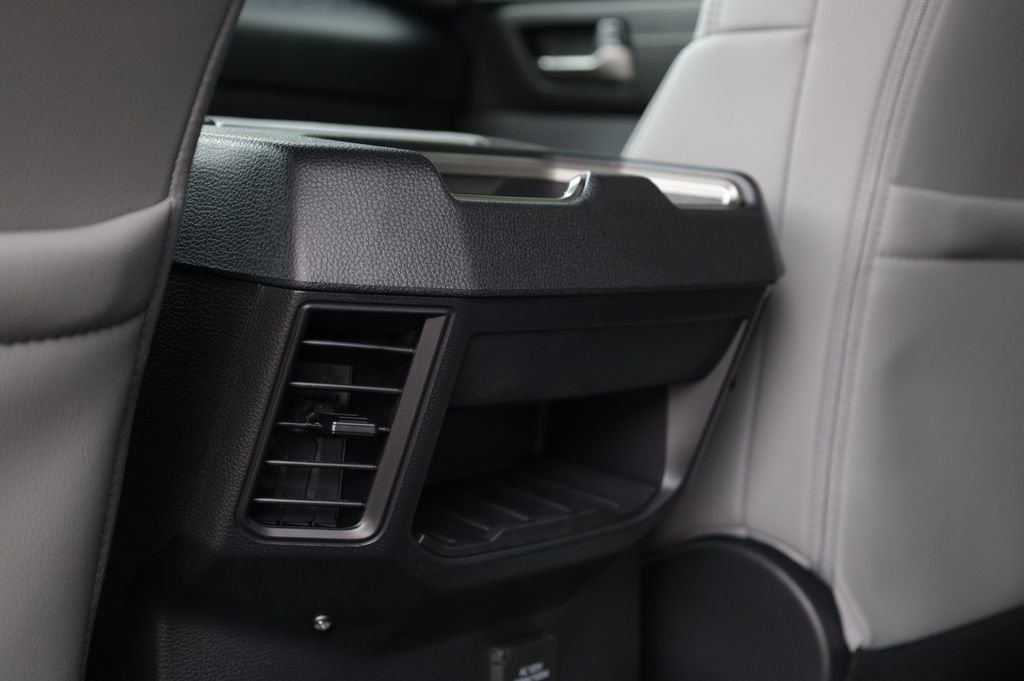 2026 Toyota Tundra SR5 - Photo 18