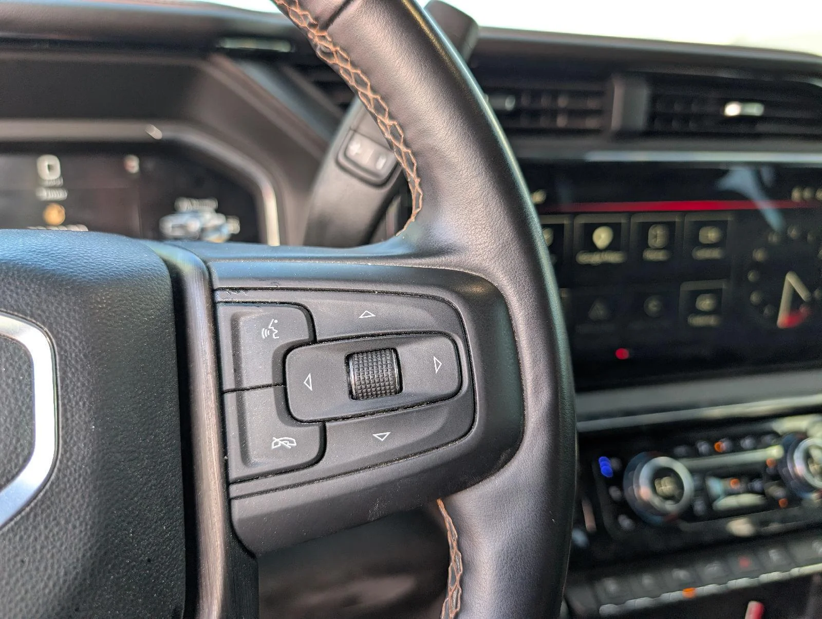 Used 2024 Titanium Rush Metallic GMC AT4 image 14