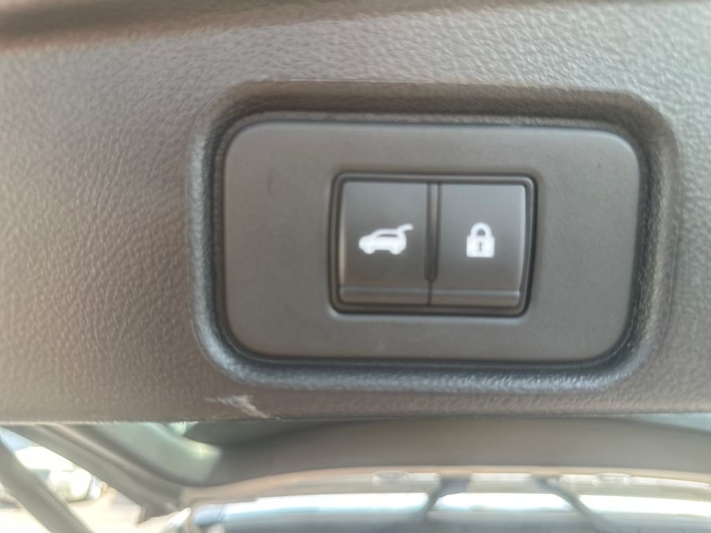 Used 2025 Silver Nissan SV image 48