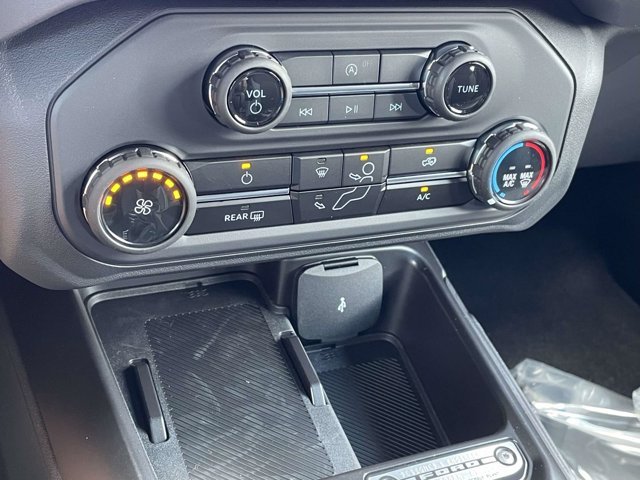New 2026 Avalanche Gray Ford Base image 33
