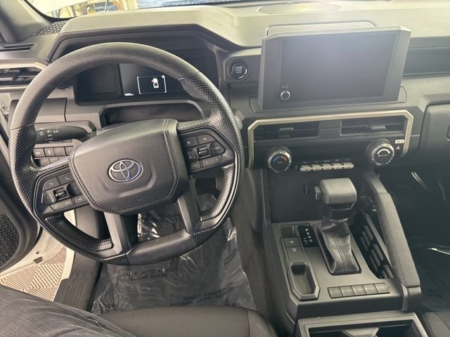 Used 2025 White Toyota SR image 22
