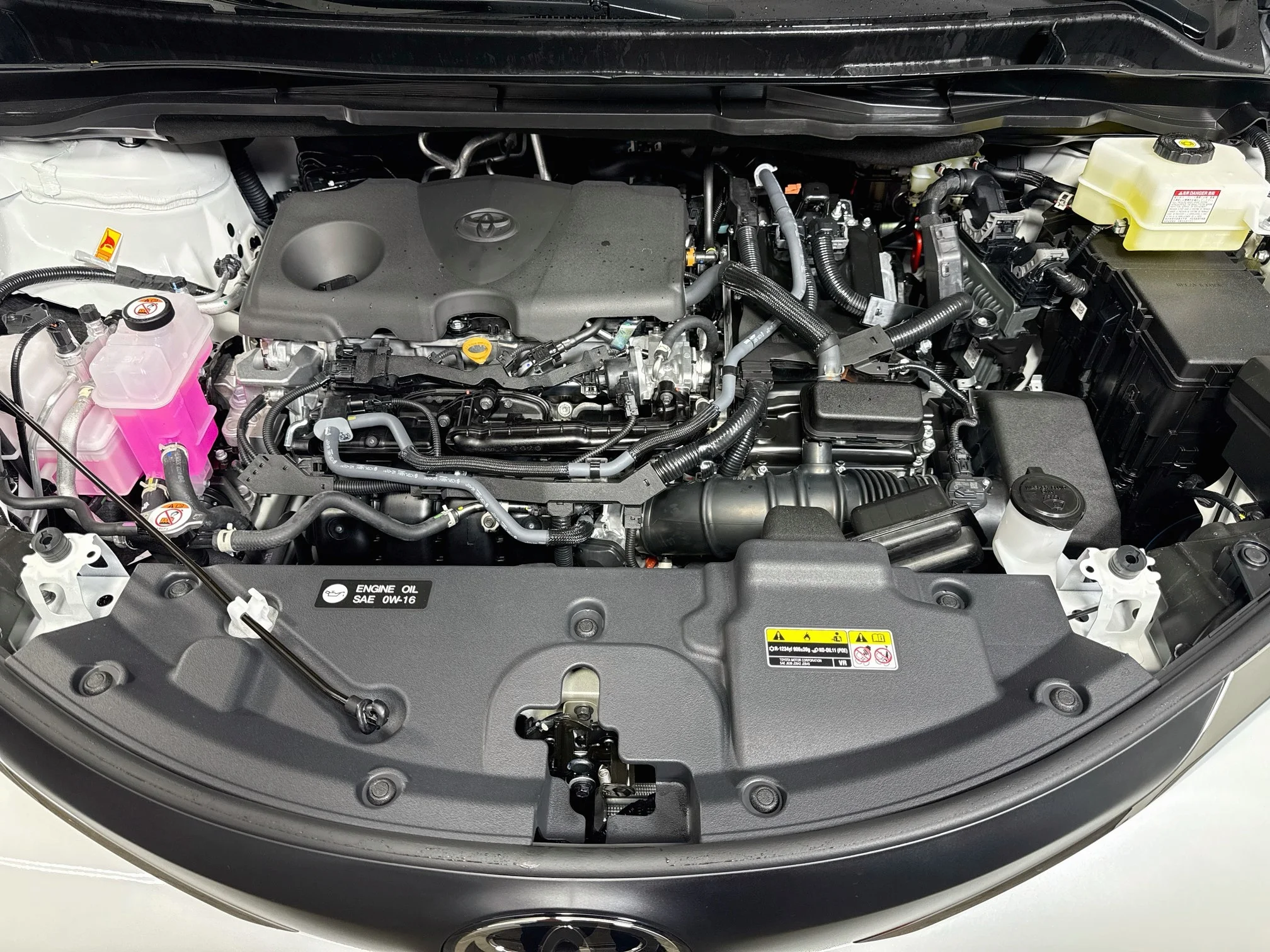 New 2026 Wind Chill Pearl Toyota XLE image 32