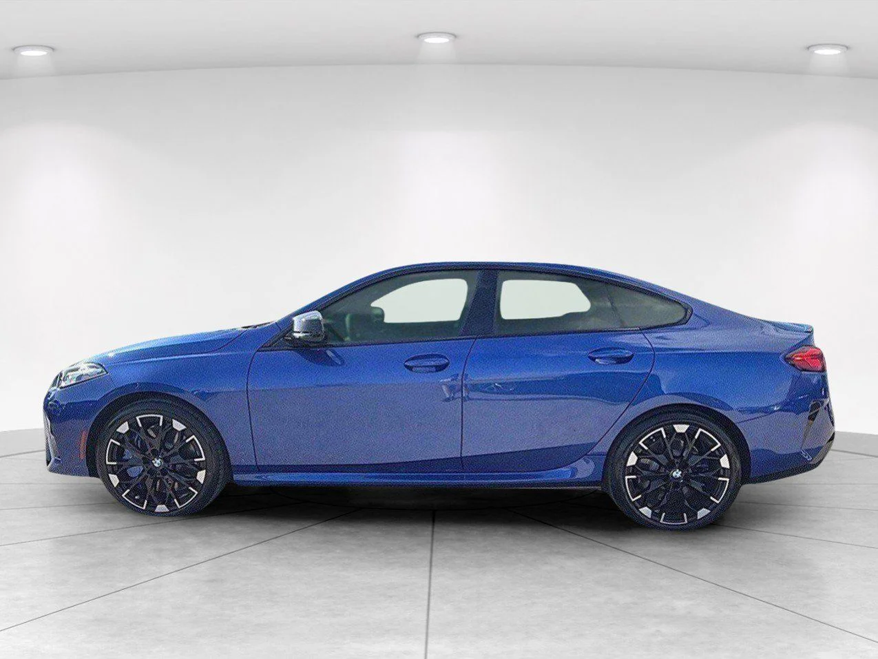 2026 BMW 2 Series M235 - Photo 7