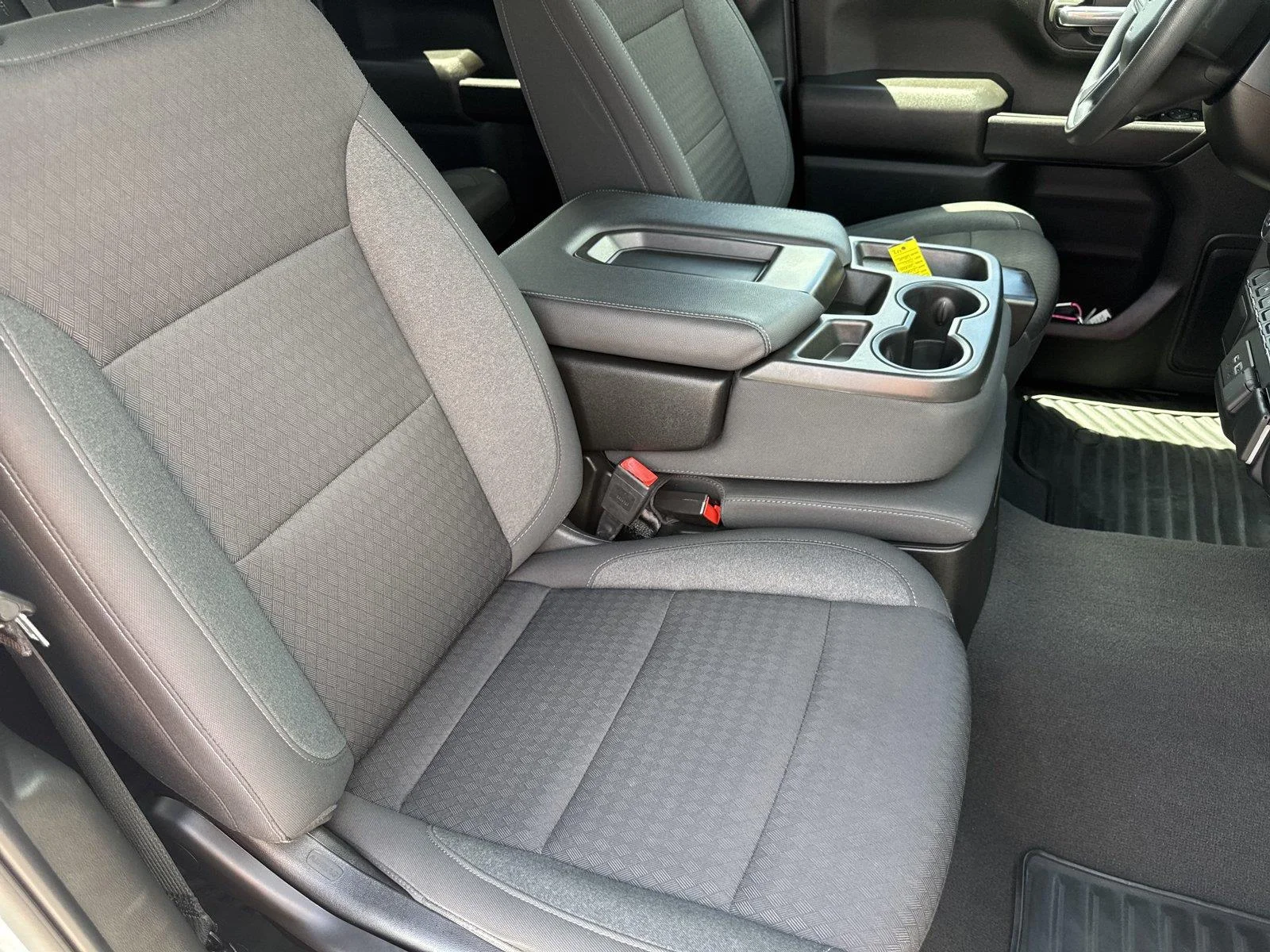 Used 2022 Summit White Chevrolet Custom image 35