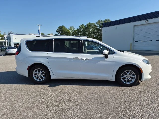Used 2023 White Chrysler LX image 2