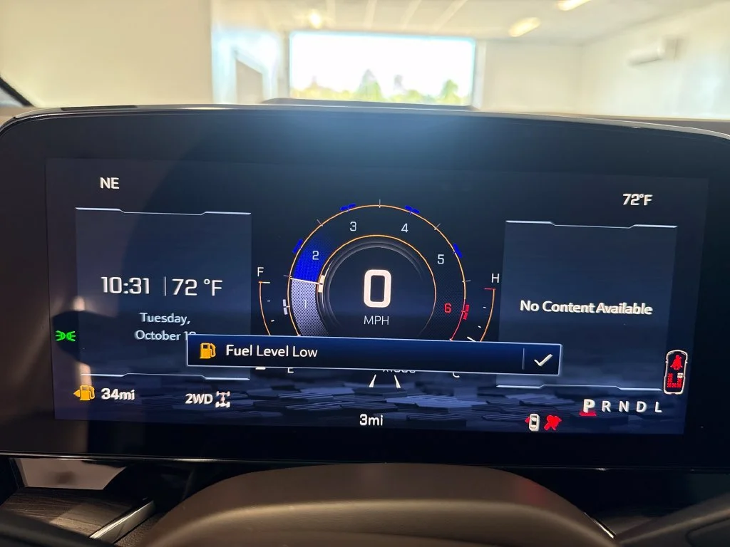 New 2027 Summit White Chevrolet Z71 image 16