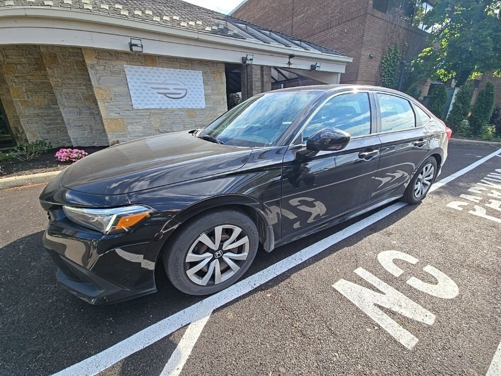 Used 2024 Crystal Black Pearl Honda LX image 3