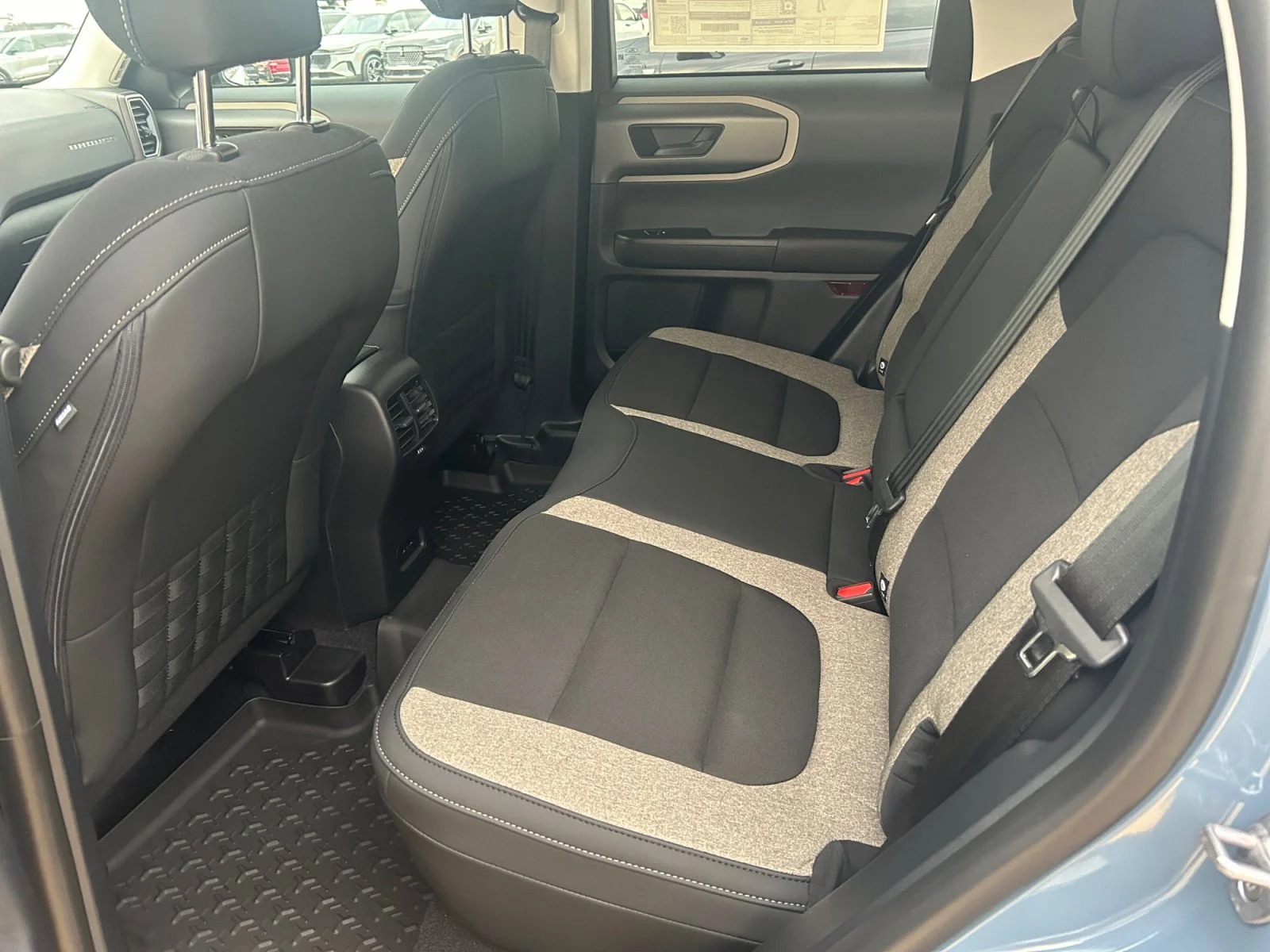 New 2026 Azure Grey Metallic Tri-Coat Ford Big Bend image 17