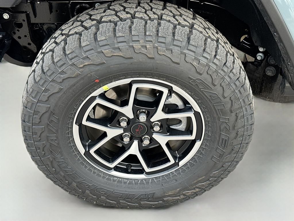 New 2026 Anvil Clear-Coat Exterior Paint Jeep Rubicon X image 9
