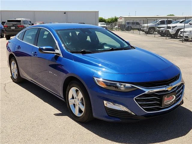 Used 2023 Blue Chevrolet 1LT image 6