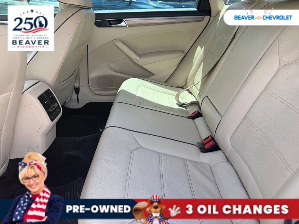 Used 2016 White Volkswagen 1.8T SE image 9