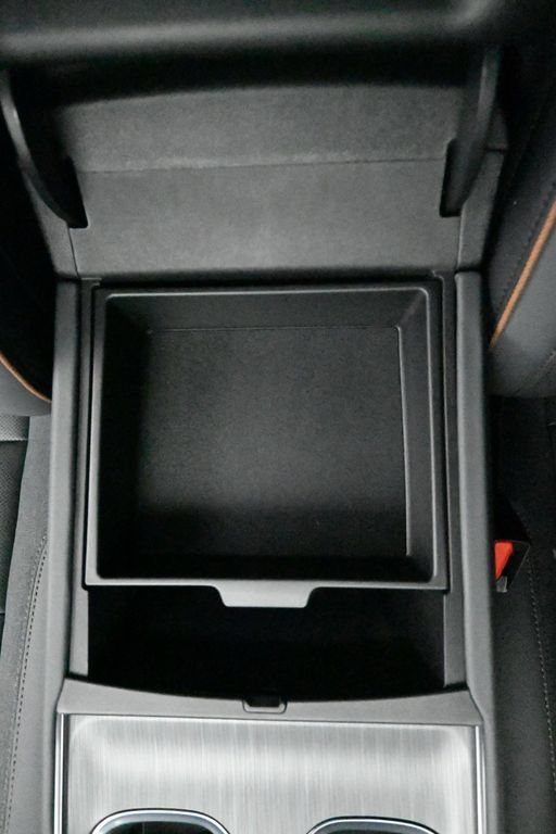 2027 GMC Acadia AT4 - Photo 17